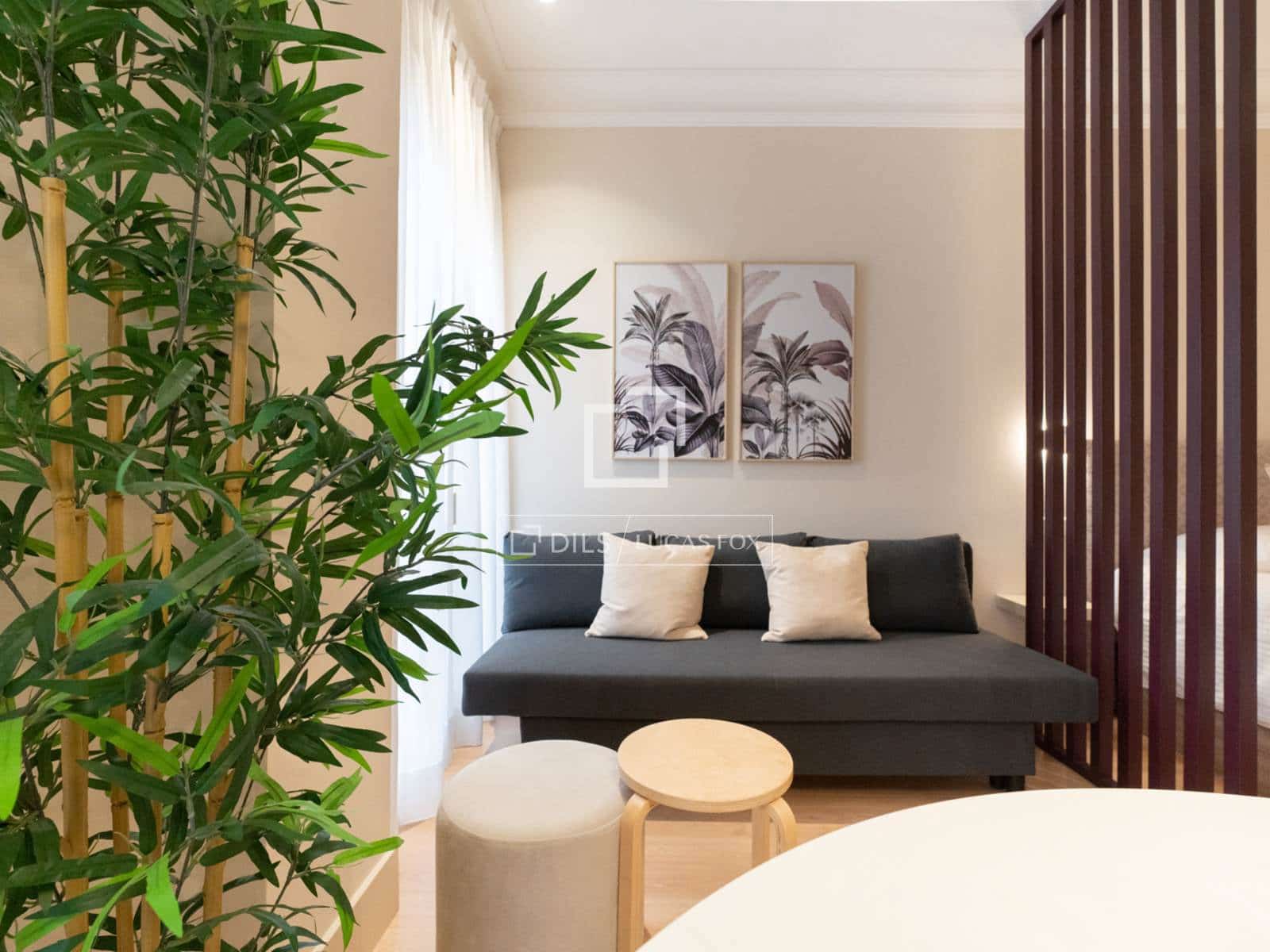 Leilighet til leie i Madrid by - € 2 000 (Ref: 9965552)