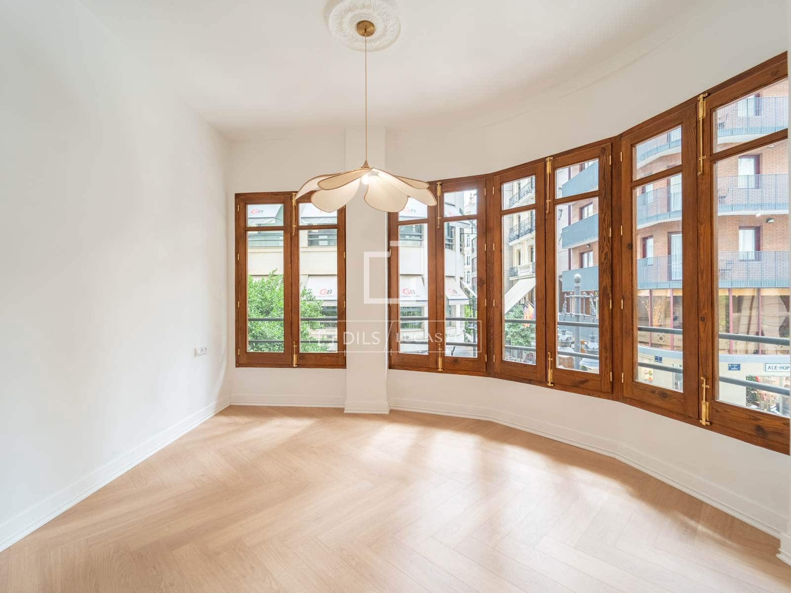3 sypialnia Apartament na sprzedaż w Miasto Walencja - 650 000 € (Ref: 9965554)