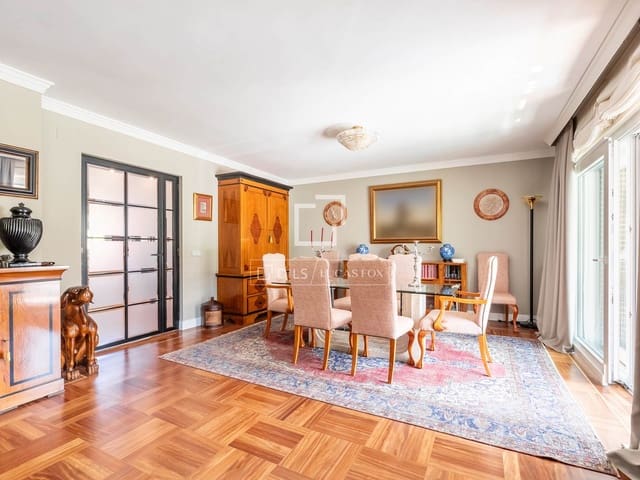 5 slaapkamer Villa te koop in Majadahonda met zwembad garage - € 1.520.000 (Ref: 9965555)