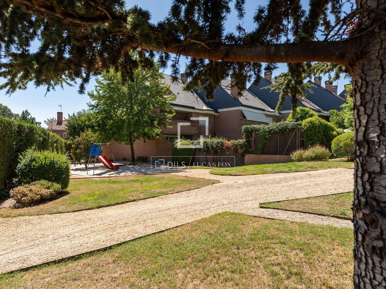 5 soveværelse Villa til salg i Majadahonda med swimmingpool garage - € 1.520.000 (Ref: 9965555)