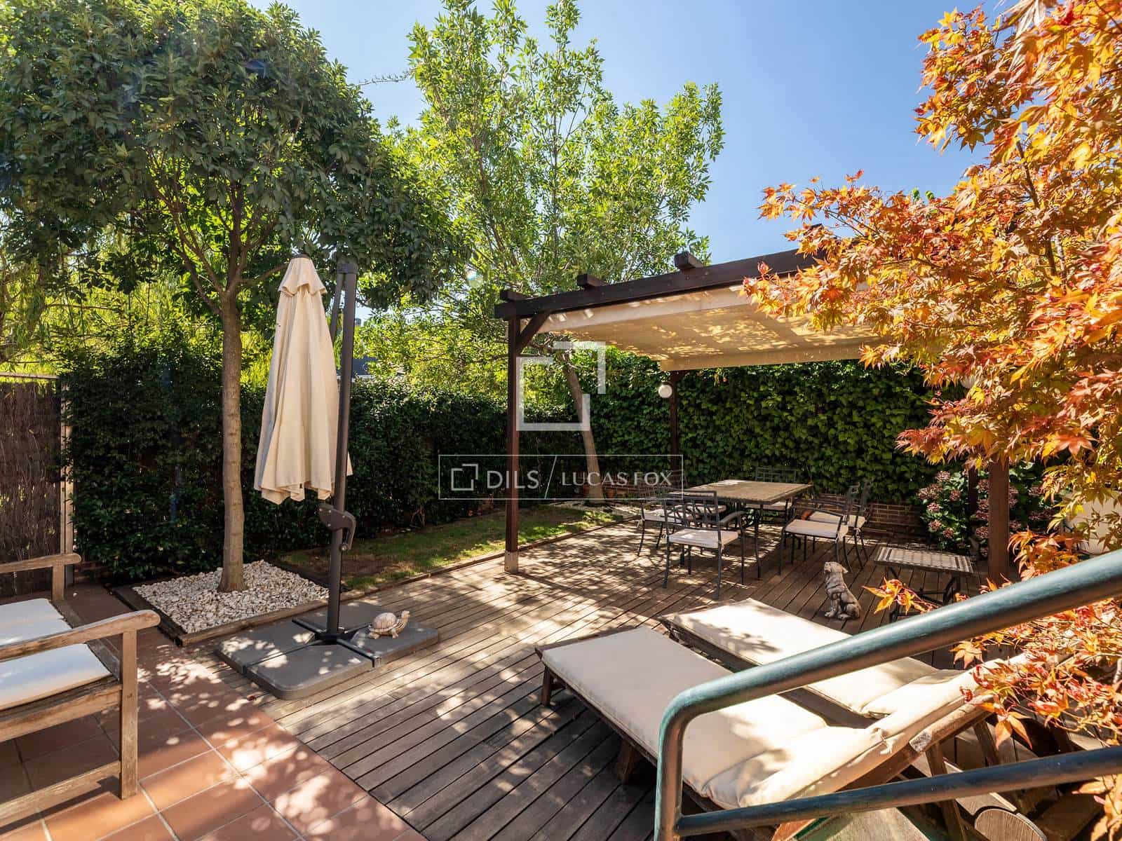 5 soveværelse Villa til salg i Majadahonda med swimmingpool garage - € 1.520.000 (Ref: 9965555)