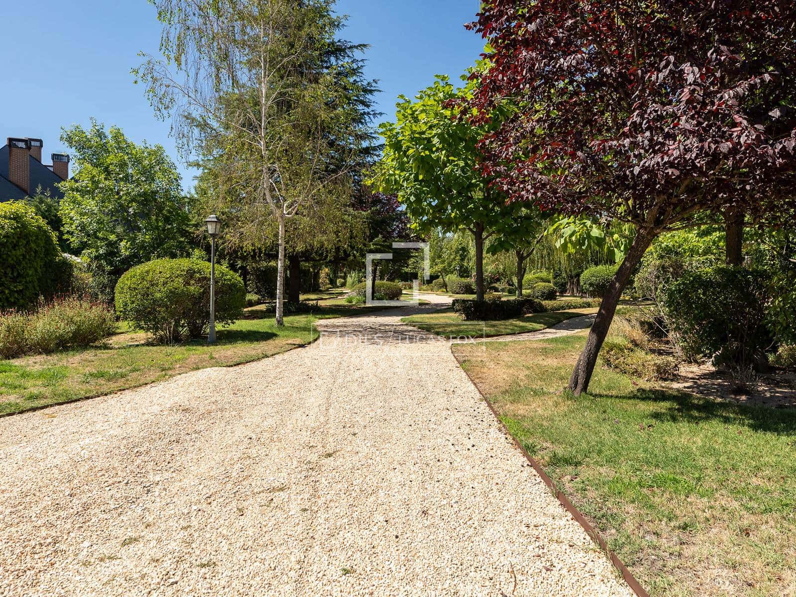 5 soveværelse Villa til salg i Majadahonda med swimmingpool garage - € 1.520.000 (Ref: 9965555)