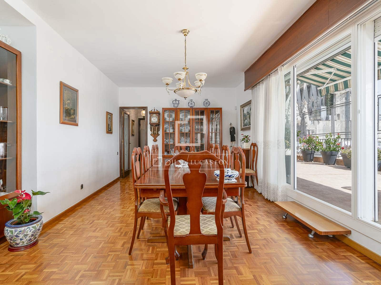 7 slaapkamer Penthouse te koop in Barcelona stad - € 1.350.000 (Ref: 9965667)