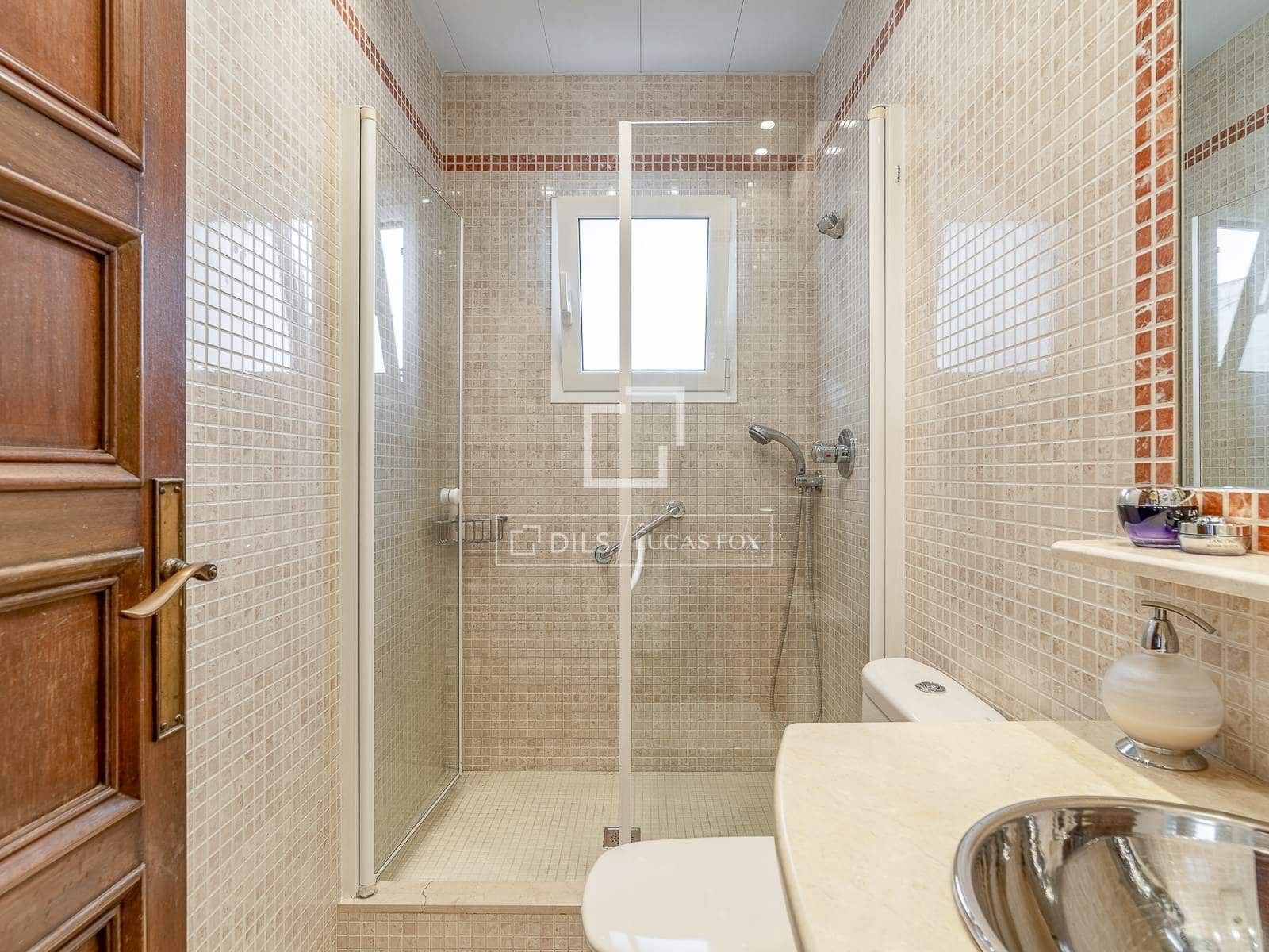 7 slaapkamer Penthouse te koop in Barcelona stad - € 1.350.000 (Ref: 9965667)