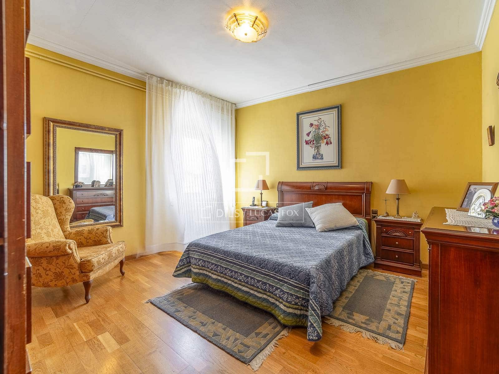 7 slaapkamer Penthouse te koop in Barcelona stad - € 1.350.000 (Ref: 9965667)