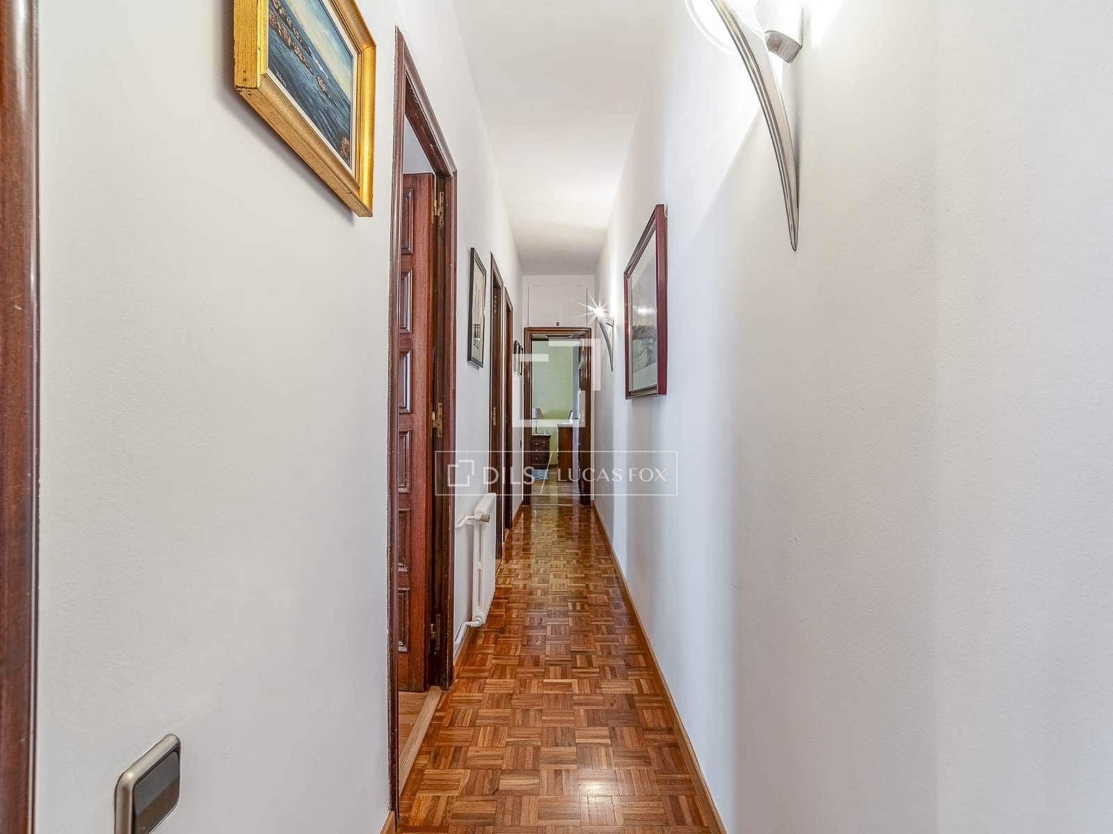 7 slaapkamer Penthouse te koop in Barcelona stad - € 1.350.000 (Ref: 9965667)