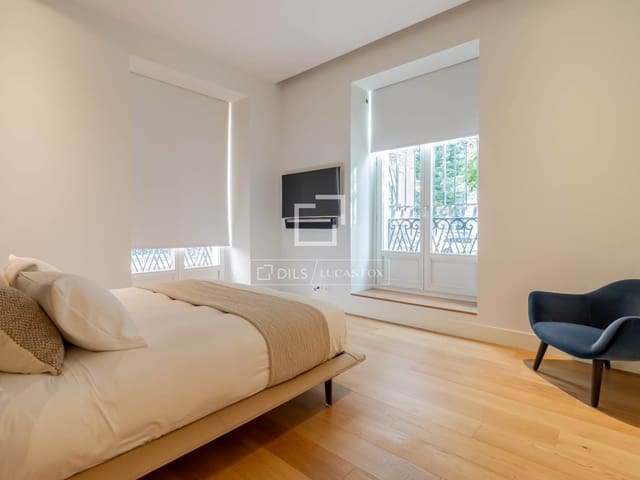 Appartement de 3 chambres à louer à Recoletos, Madrid ville - 11 000 € (Ref: 9965668)