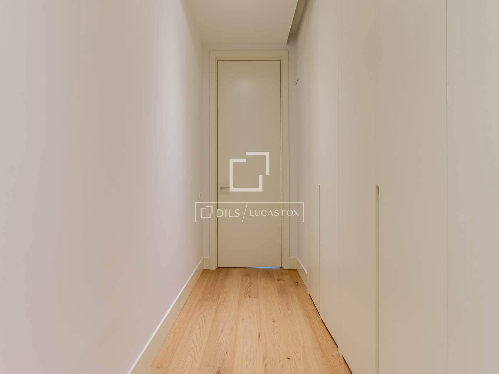 Appartement de 3 chambres à louer à Madrid ville - 11 000 € (Ref: 9965668)