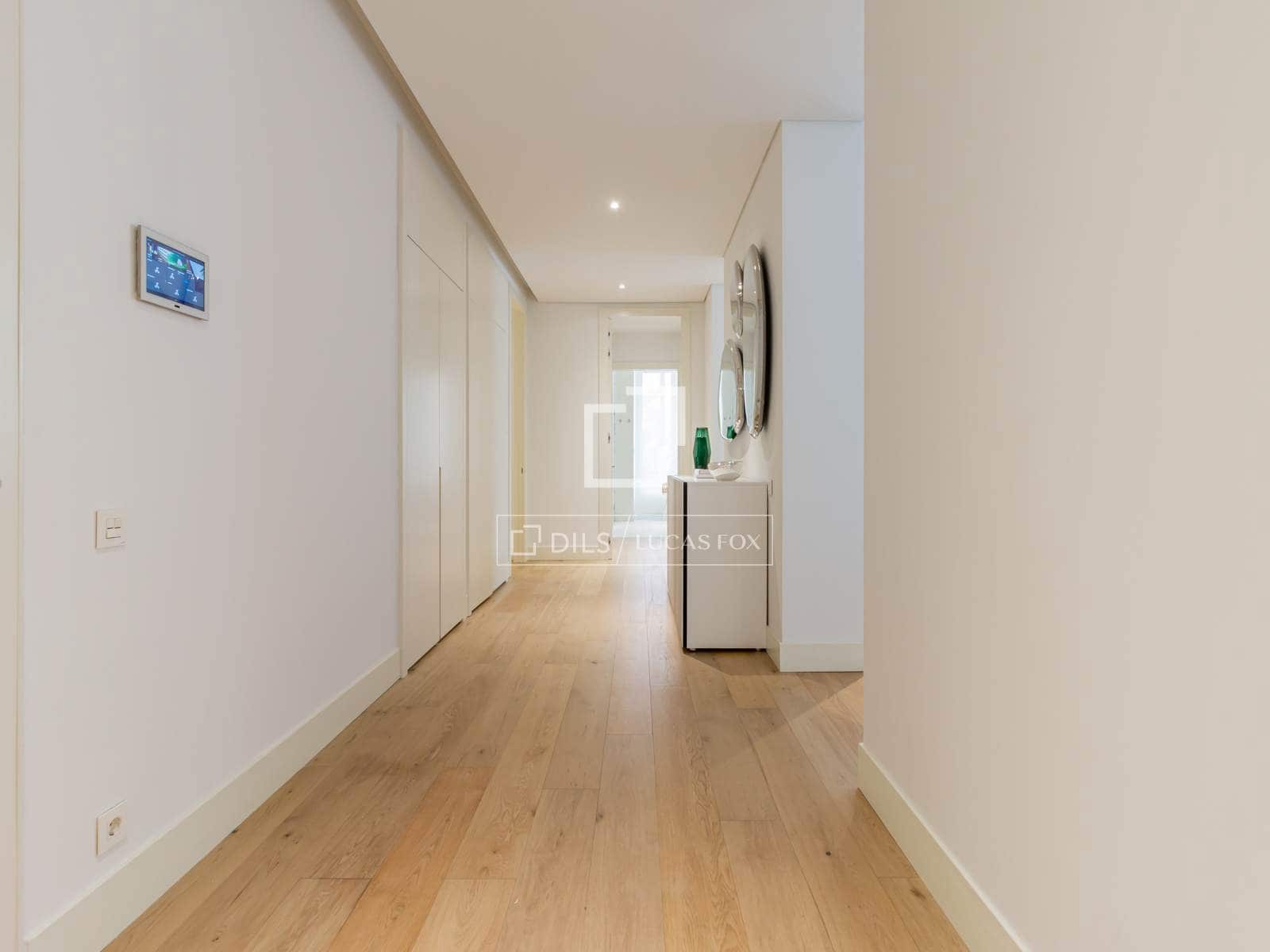 Appartement de 3 chambres à louer à Madrid ville - 11 000 € (Ref: 9965668)