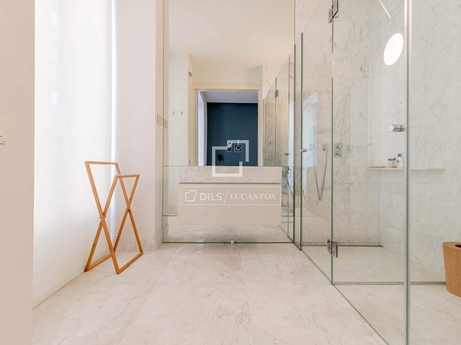 Appartement de 3 chambres à louer à Madrid ville - 11 000 € (Ref: 9965668)