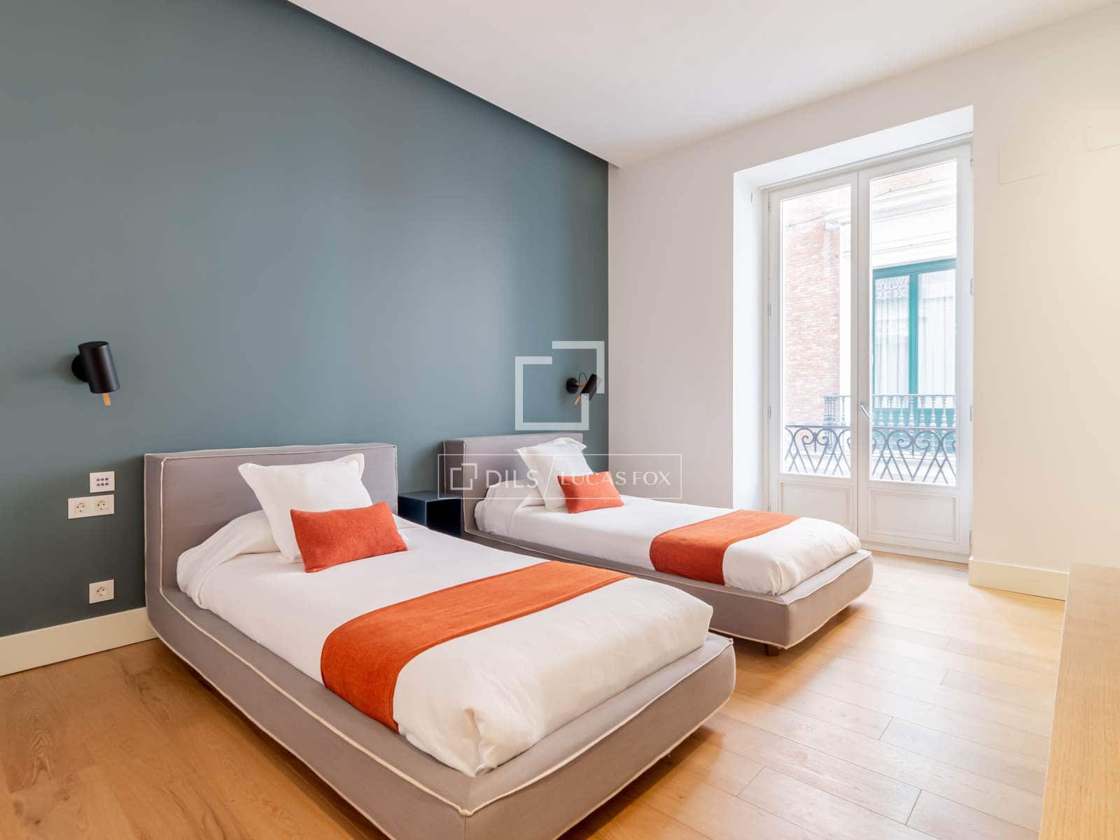 Appartement de 3 chambres à louer à Madrid ville - 11 000 € (Ref: 9965668)
