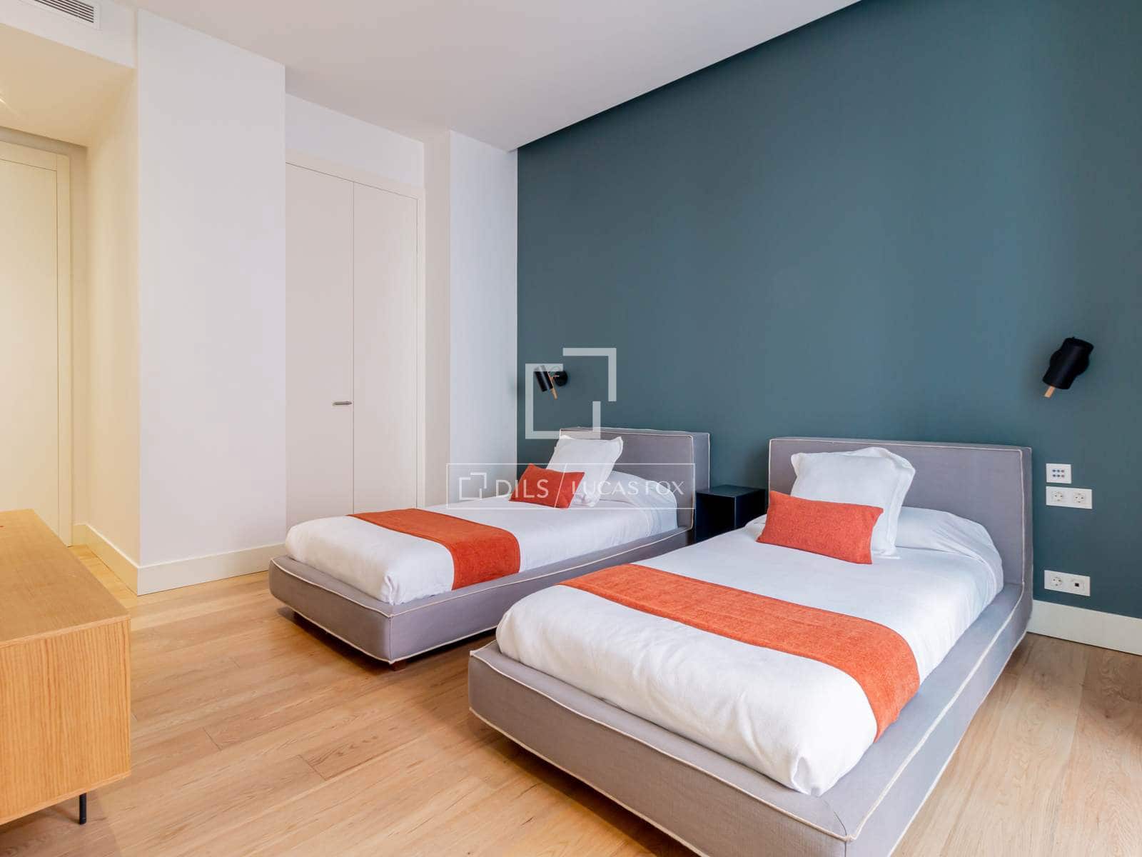 Appartement de 3 chambres à louer à Madrid ville - 11 000 € (Ref: 9965668)