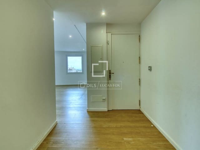 3 bedroom Apartment for rent in Palma de Mallorca - € 3,600 (Ref: 9965669)