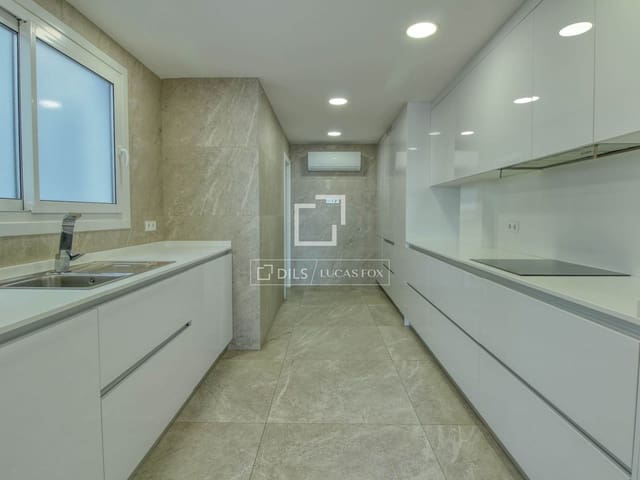 3 bedroom Apartment for rent in Palma de Mallorca - € 3,600 (Ref: 9965669)