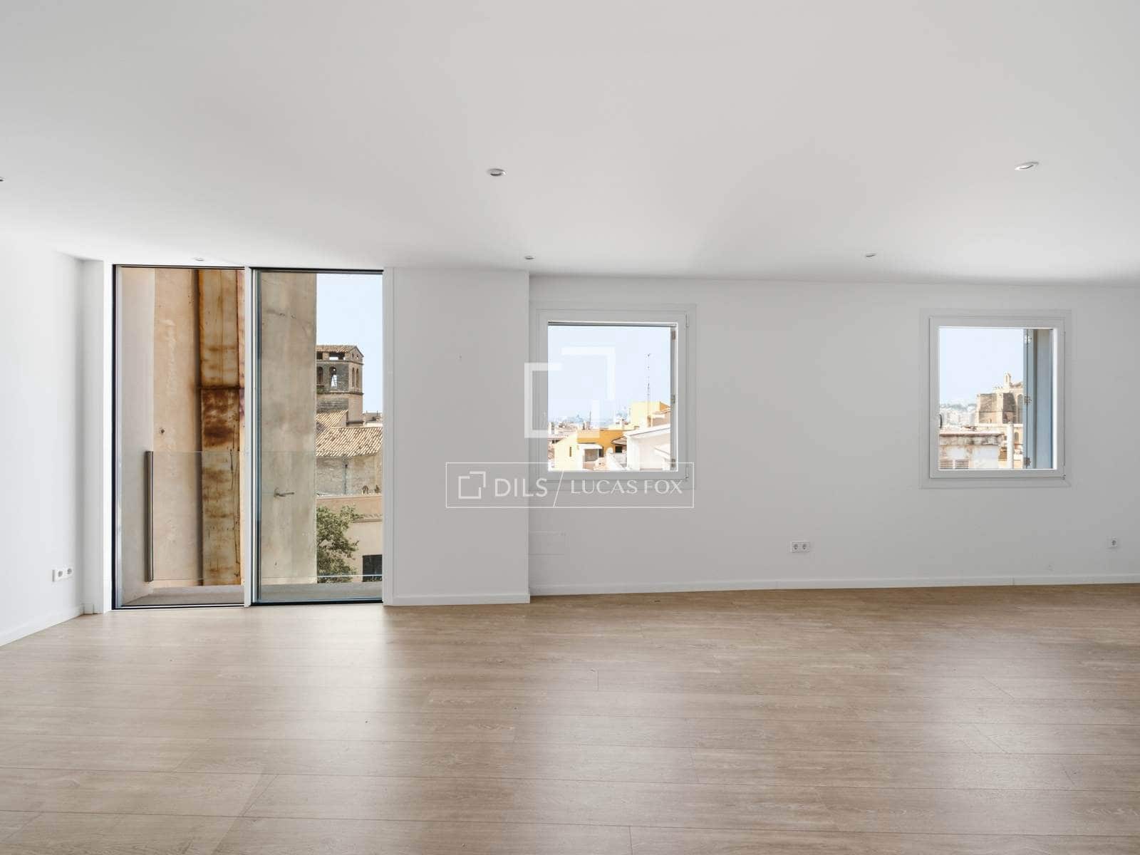 3 bedroom Apartment for rent in Palma de Mallorca - € 3,600 (Ref: 9965669)