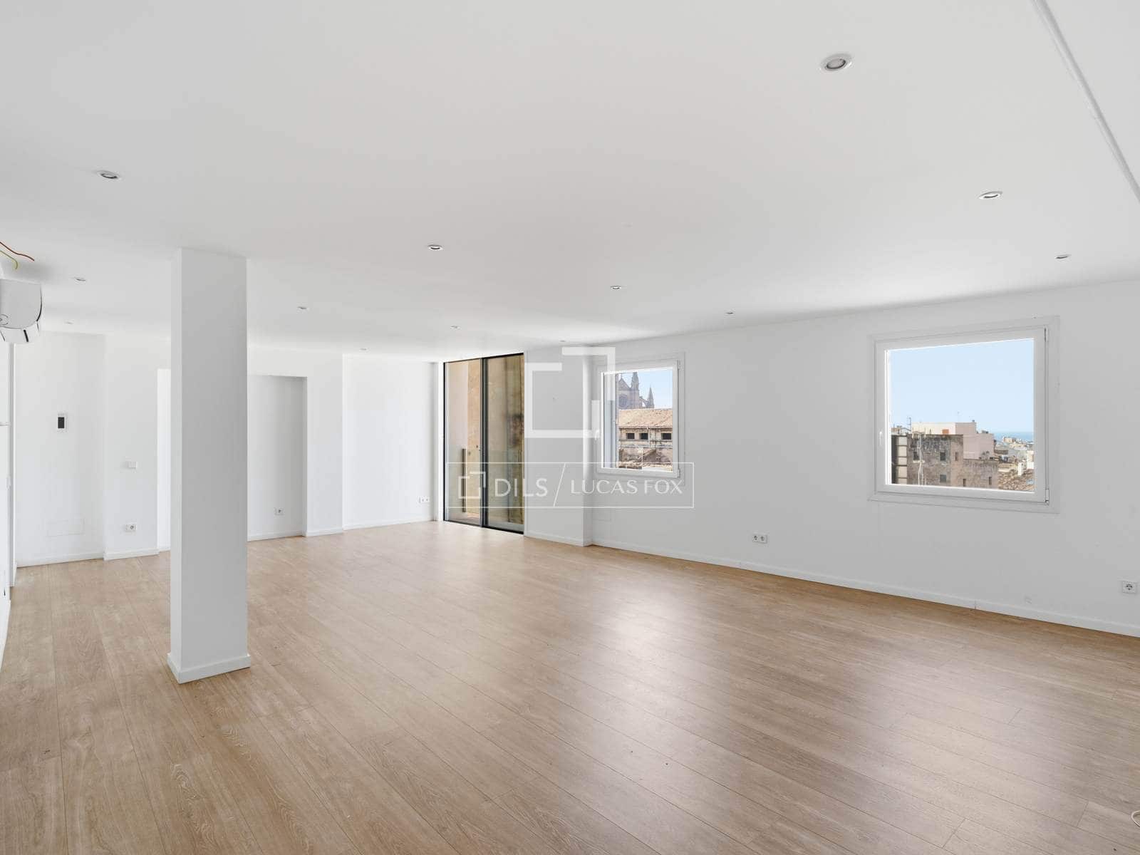 3 bedroom Apartment for rent in Palma de Mallorca - € 3,600 (Ref: 9965669)