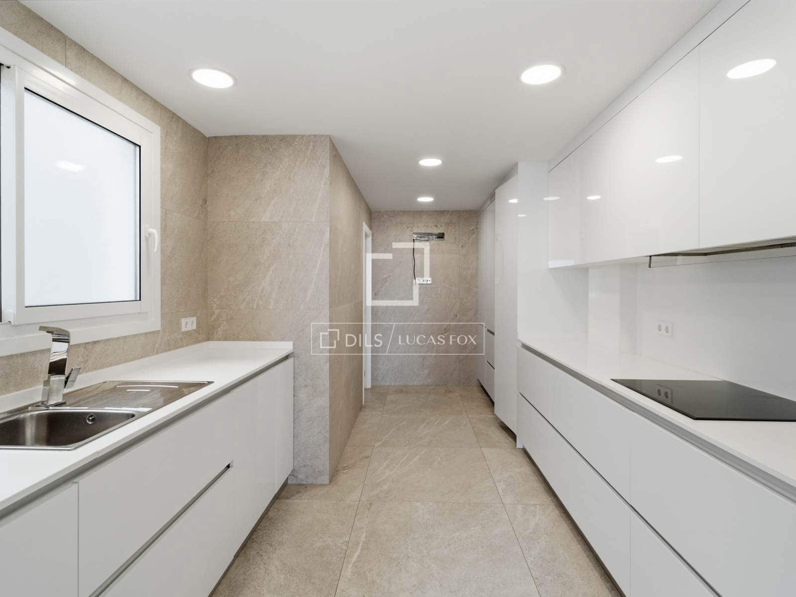 3 bedroom Apartment for rent in Palma de Mallorca - € 3,600 (Ref: 9965669)
