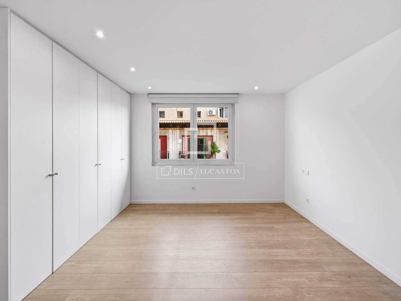 3 bedroom Apartment for rent in Palma de Mallorca - € 3,600 (Ref: 9965669)