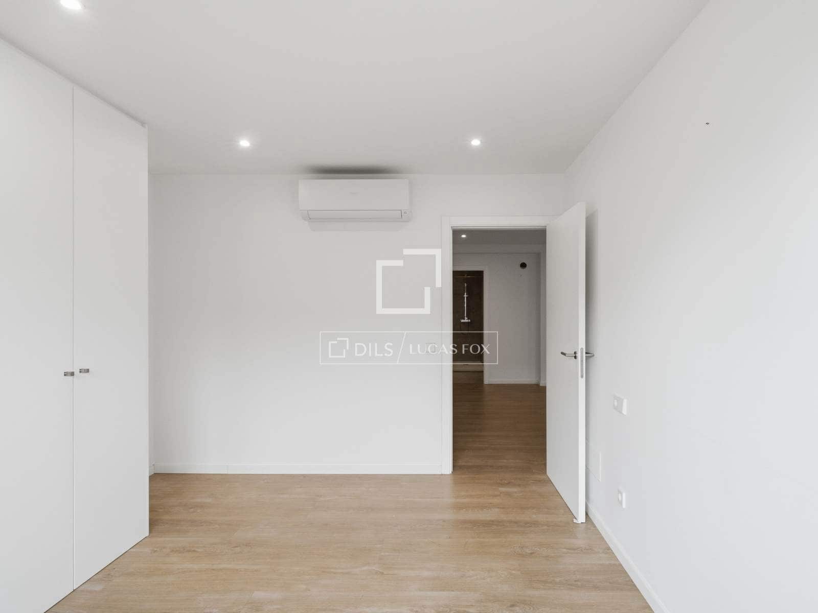 3 bedroom Apartment for rent in Palma de Mallorca - € 3,600 (Ref: 9965669)