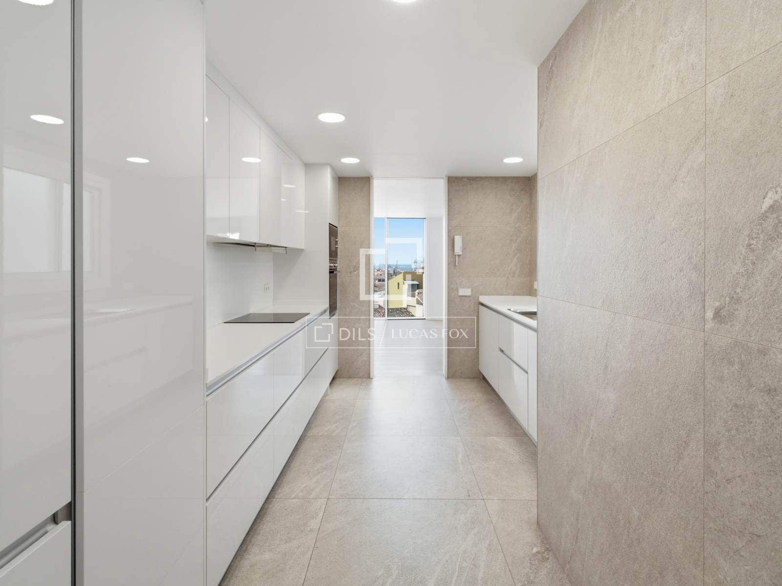 3 bedroom Apartment for rent in Palma de Mallorca - € 3,600 (Ref: 9965669)
