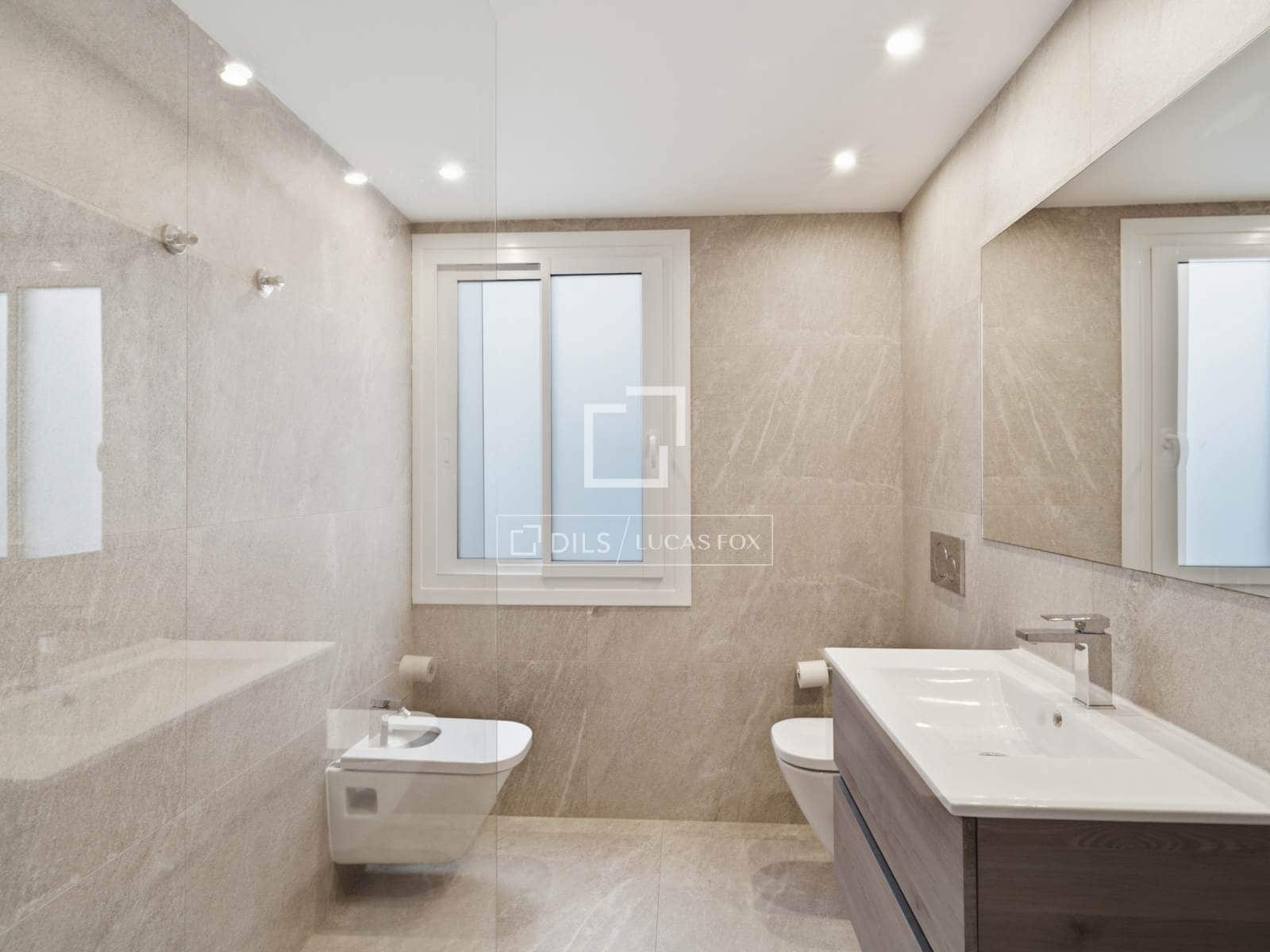 3 bedroom Apartment for rent in Palma de Mallorca - € 3,600 (Ref: 9965669)