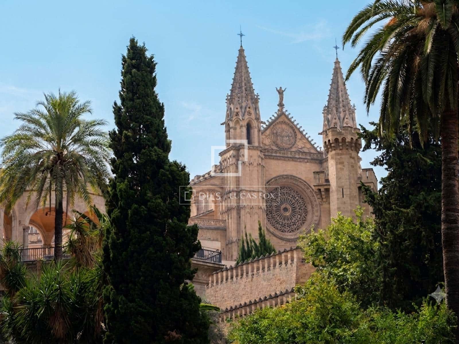 3 bedroom Apartment for rent in Palma de Mallorca - € 3,600 (Ref: 9965669)