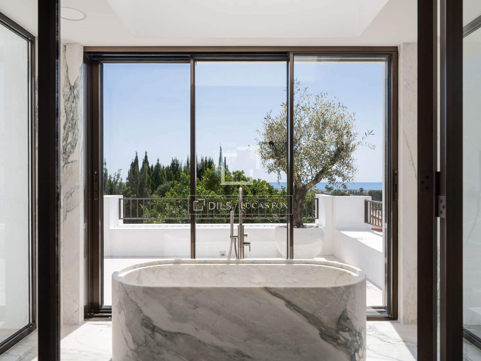 6 bedroom Villa for sale in Marbella with pool garage - € 8,795,000 (Ref: 9965779)