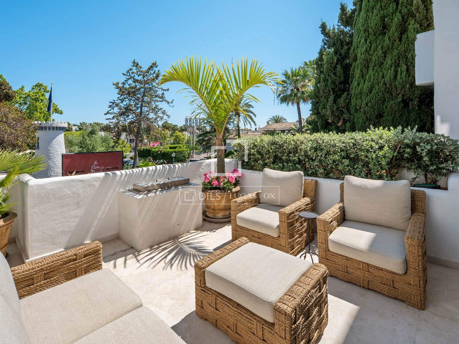 1 Zimmer Apartment zu verkaufen in Marbella mit Pool Garage - 3.500.000 € (Ref: 9965780)