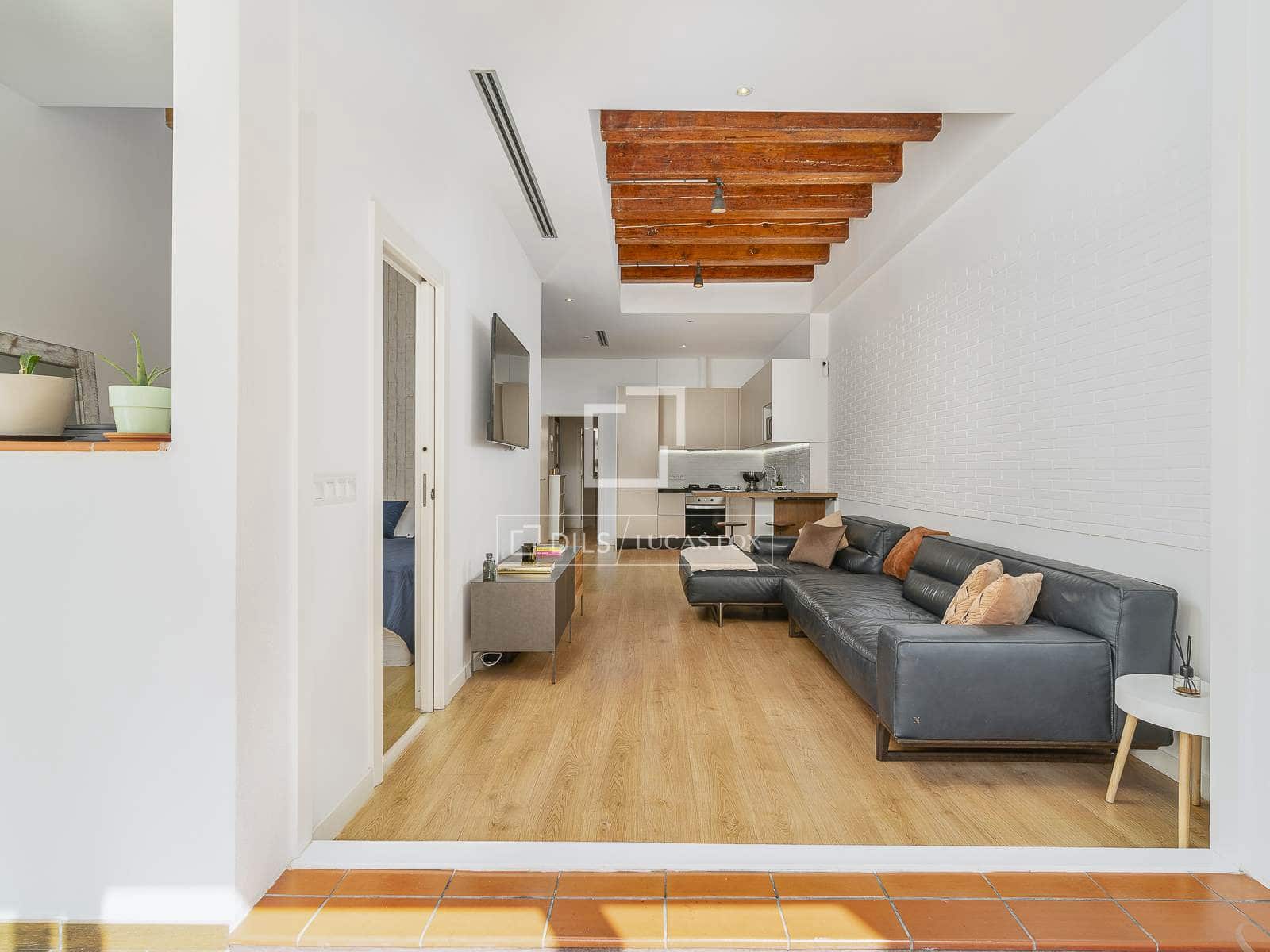 2 soverom Leilighet til salgs i Barcelona by med svømmebasseng - € 650 000 (Ref: 9965781)