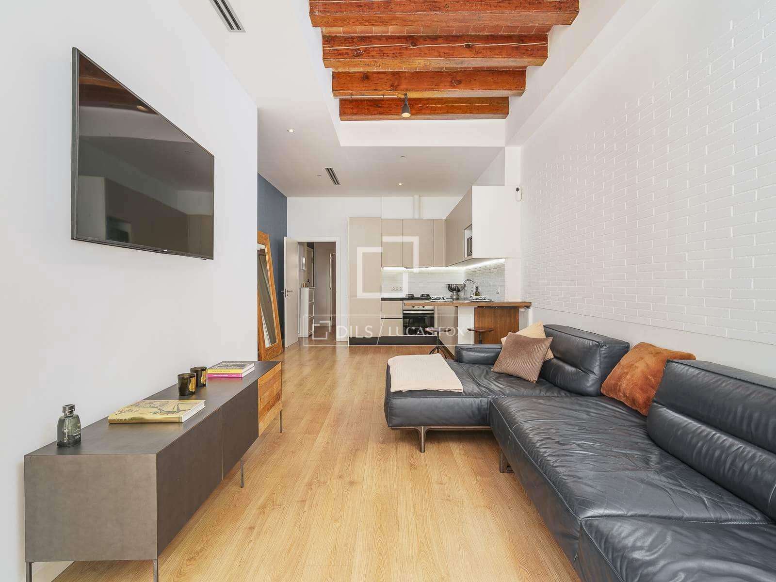 2 soverom Leilighet til salgs i Barcelona by med svømmebasseng - € 650 000 (Ref: 9965781)