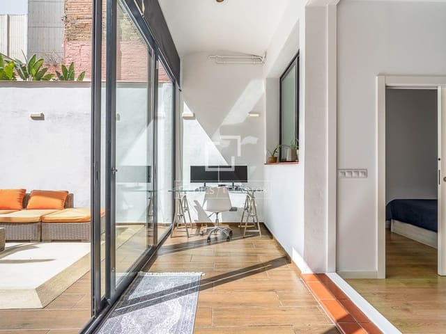 2 soverom Leilighet til salgs i Barcelona by med svømmebasseng - € 650 000 (Ref: 9965781)