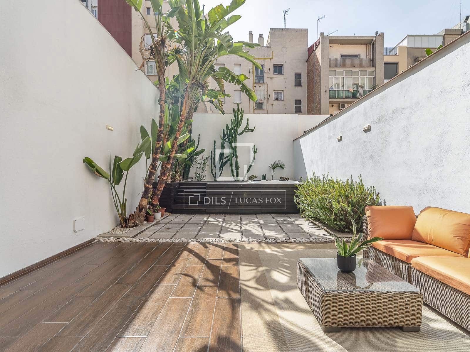 2 soverom Leilighet til salgs i Barcelona by med svømmebasseng - € 650 000 (Ref: 9965781)