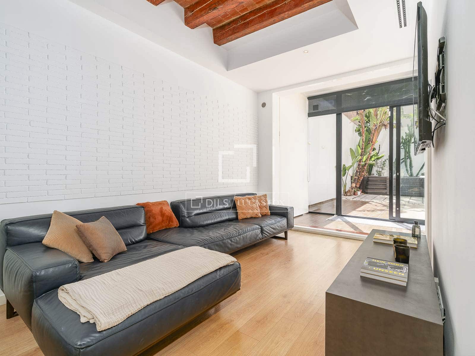 2 soverom Leilighet til salgs i Barcelona by med svømmebasseng - € 650 000 (Ref: 9965781)