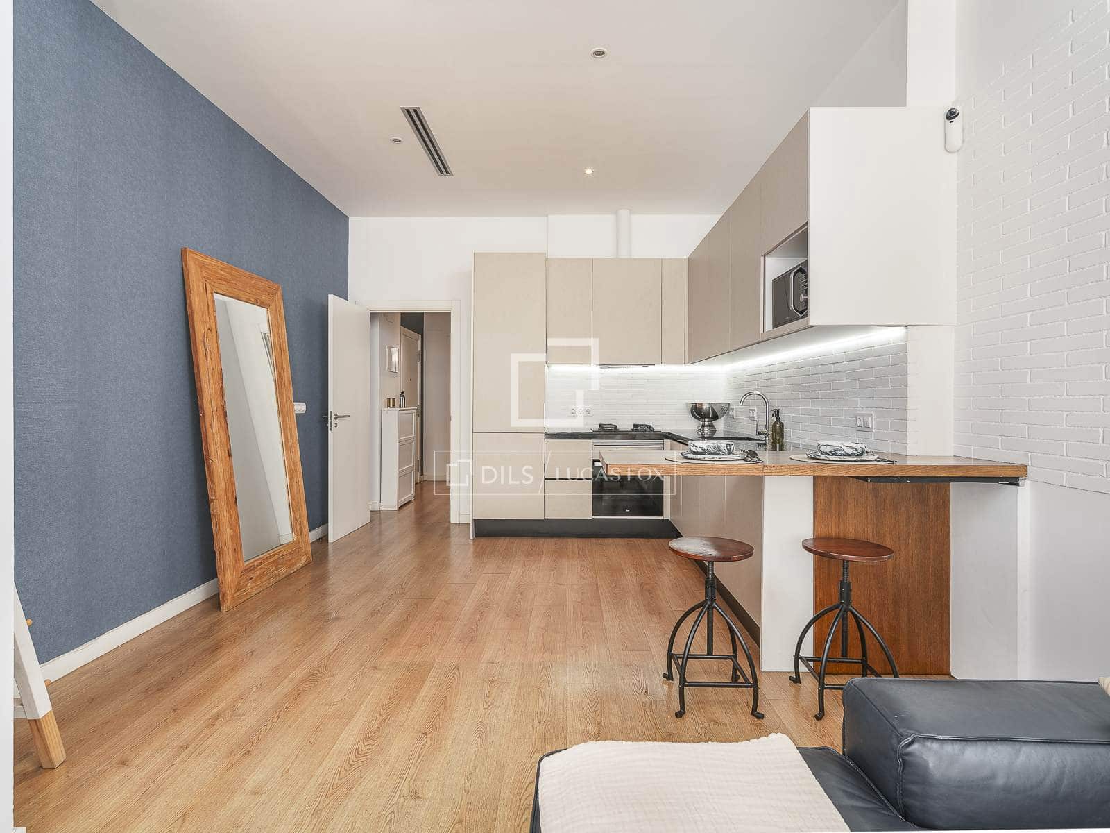2 soverom Leilighet til salgs i Barcelona by med svømmebasseng - € 650 000 (Ref: 9965781)