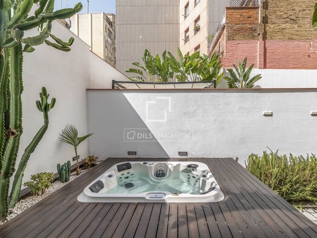 2 soverom Leilighet til salgs i Barcelona by med svømmebasseng - € 650 000 (Ref: 9965781)