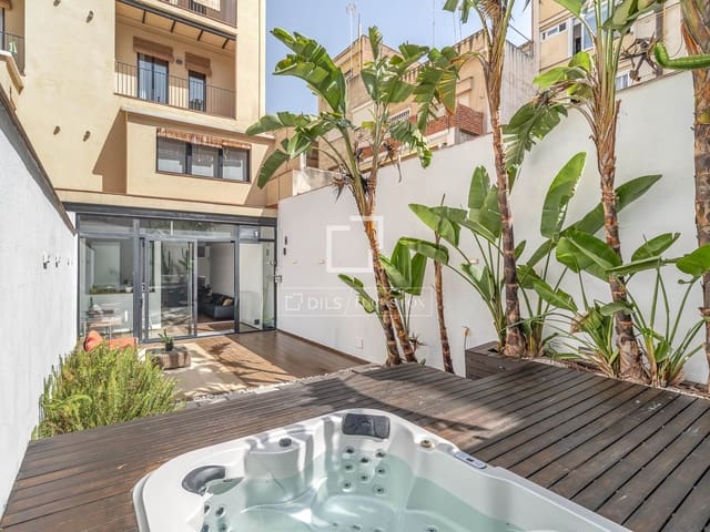 2 soverom Leilighet til salgs i Barcelona by med svømmebasseng - € 650 000 (Ref: 9965781)