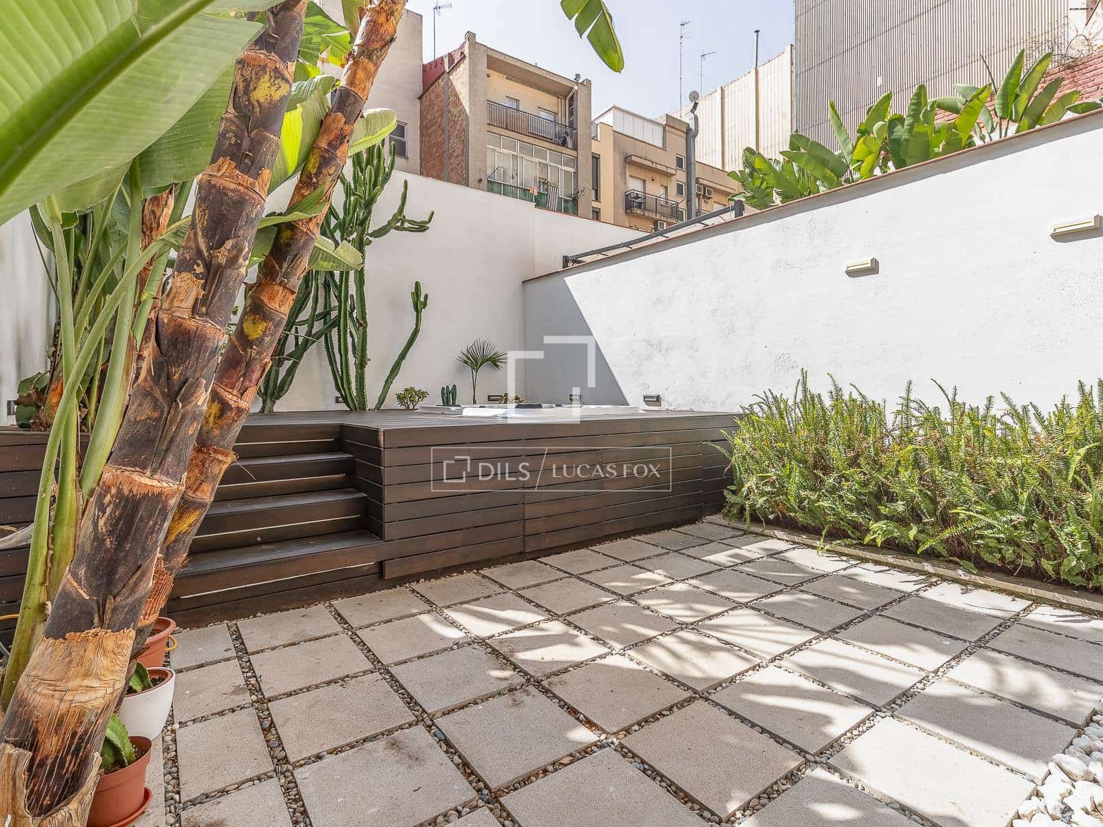2 soverom Leilighet til salgs i Barcelona by med svømmebasseng - € 650 000 (Ref: 9965781)