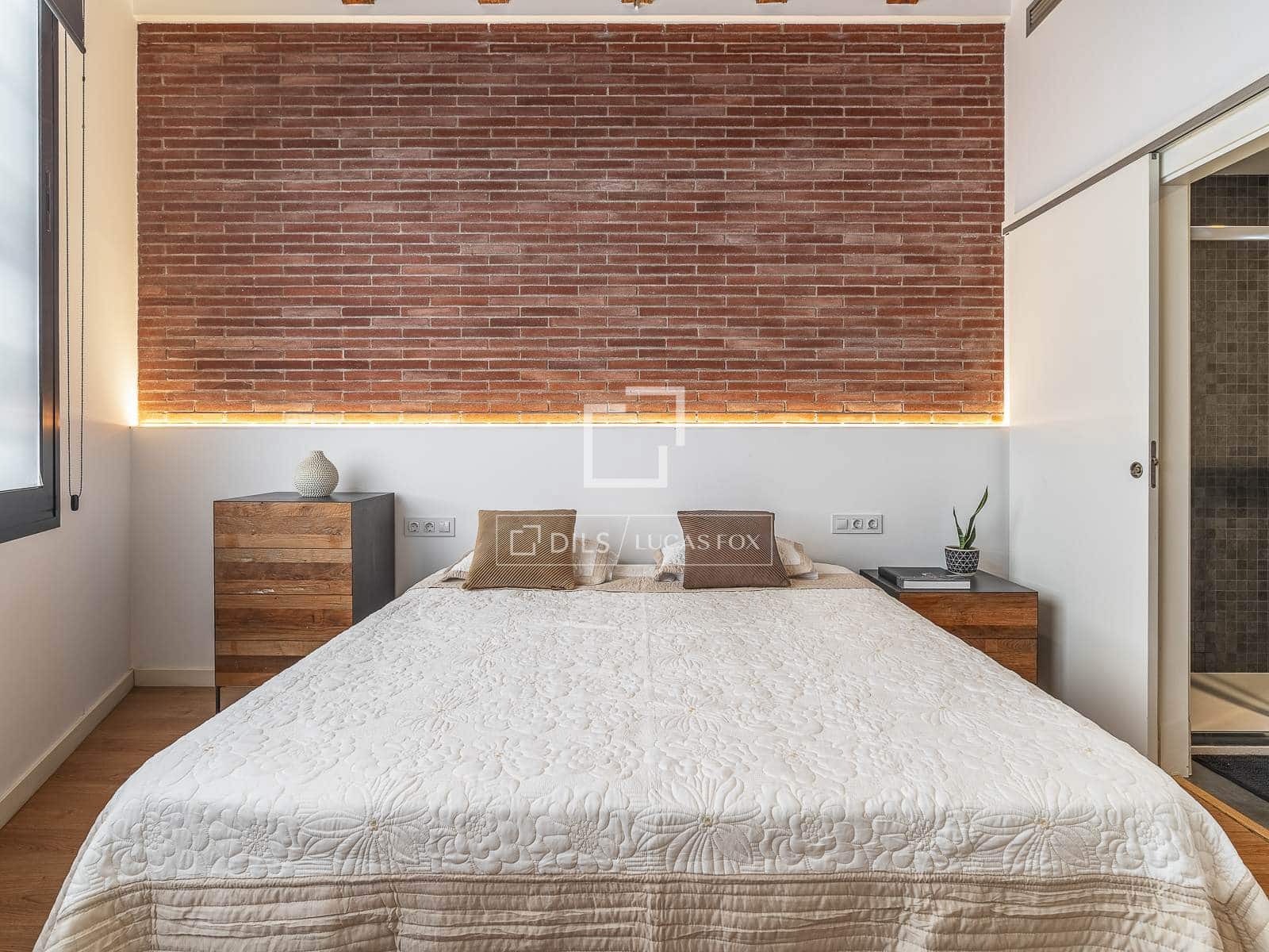 2 soverom Leilighet til salgs i Barcelona by med svømmebasseng - € 650 000 (Ref: 9965781)