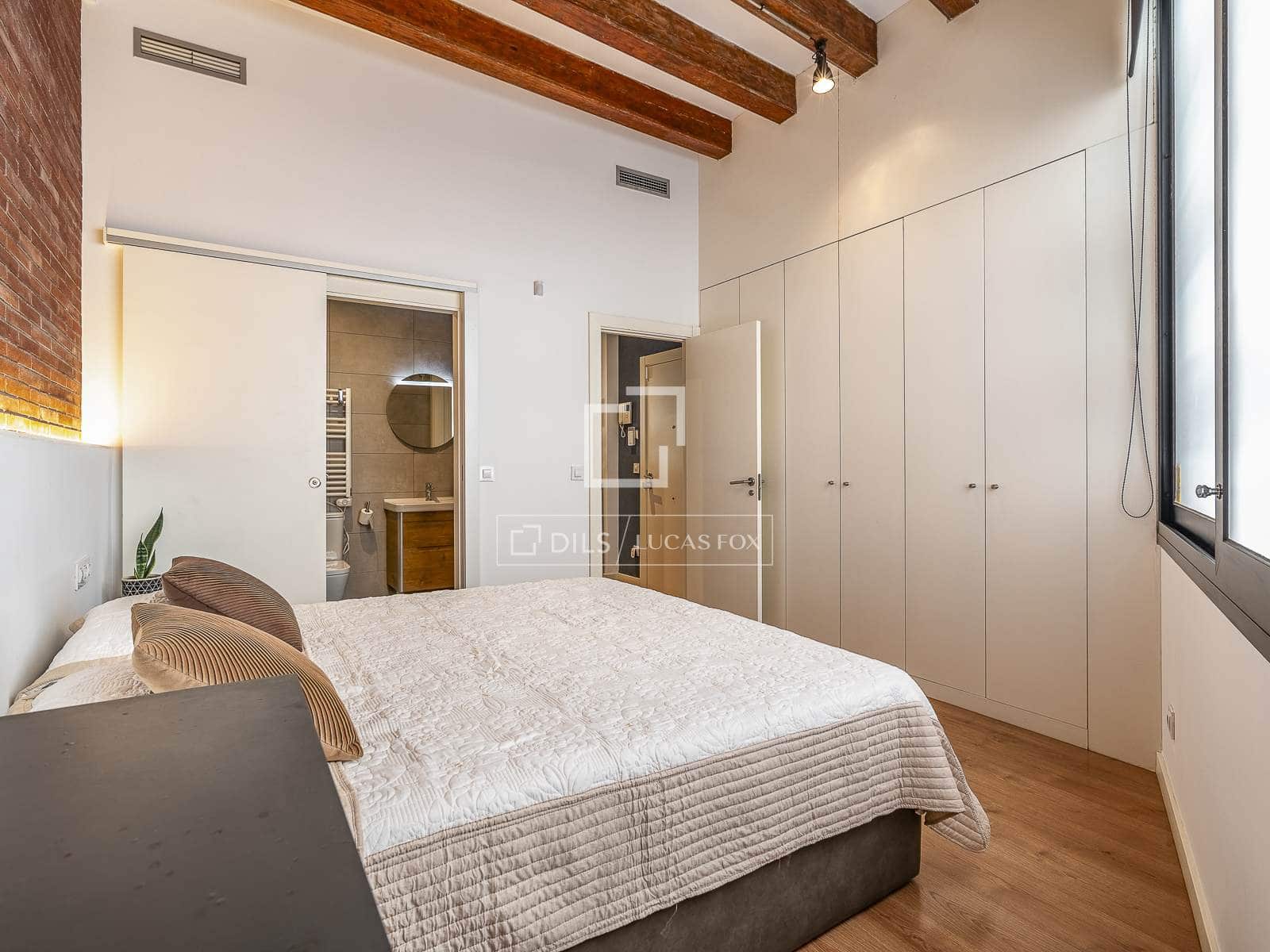 2 soverom Leilighet til salgs i Barcelona by med svømmebasseng - € 650 000 (Ref: 9965781)