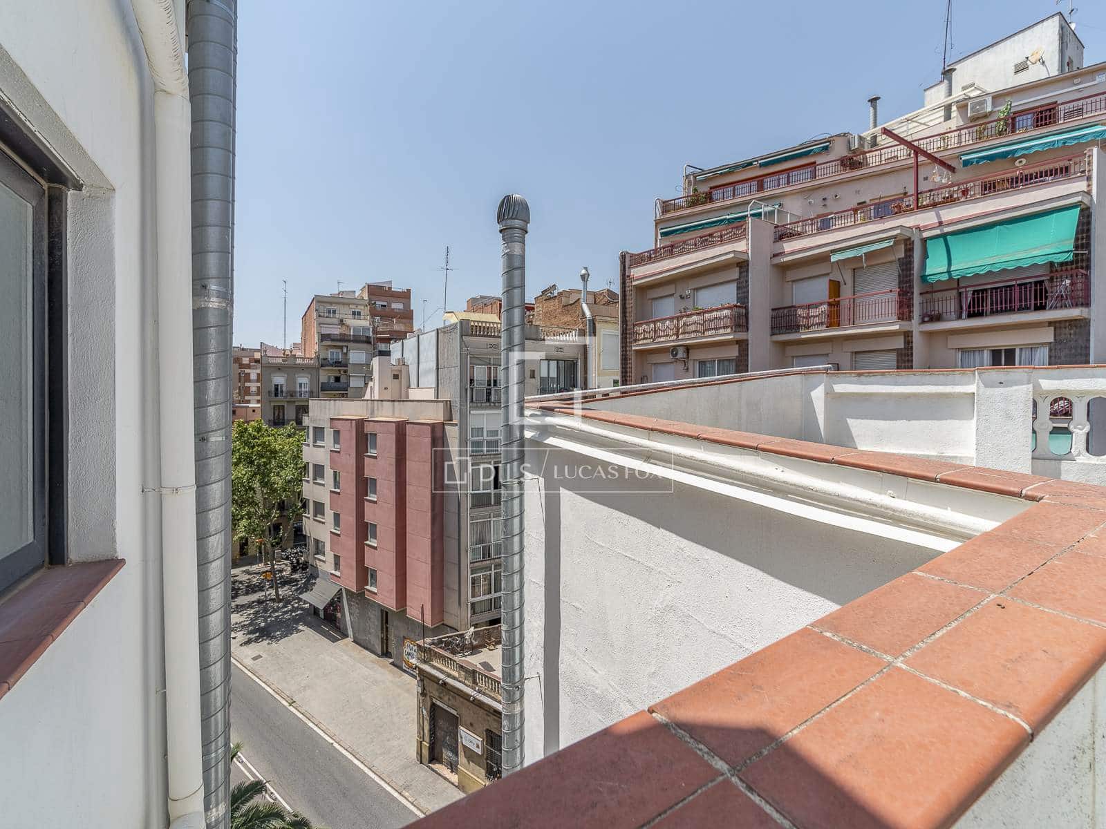 2 soverom Leilighet til salgs i Barcelona by med svømmebasseng - € 650 000 (Ref: 9965781)