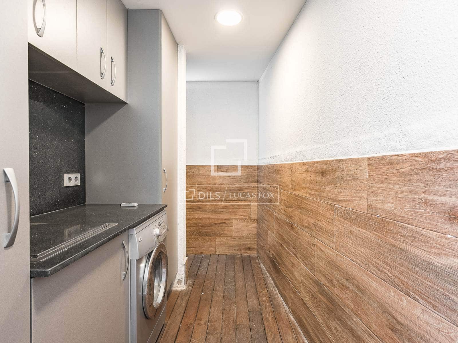 4 bedroom Villa for sale in Barcelona city with pool garage - € 1,300,000 (Ref: 9965782)
