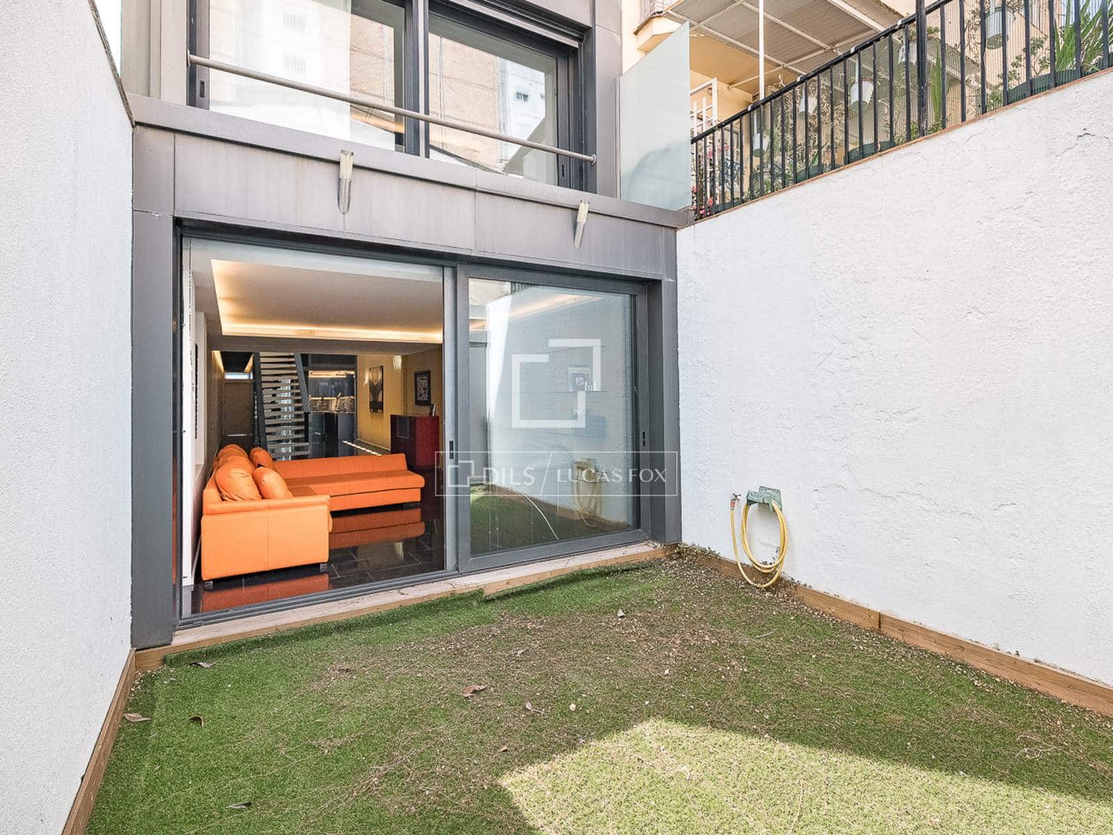 4 bedroom Villa for sale in Barcelona city with pool garage - € 1,300,000 (Ref: 9965782)