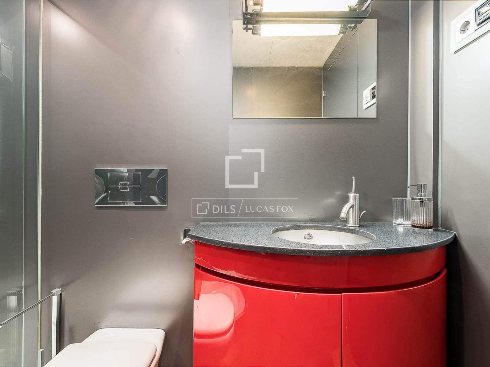 4 bedroom Villa for sale in Barcelona city with pool garage - € 1,300,000 (Ref: 9965782)