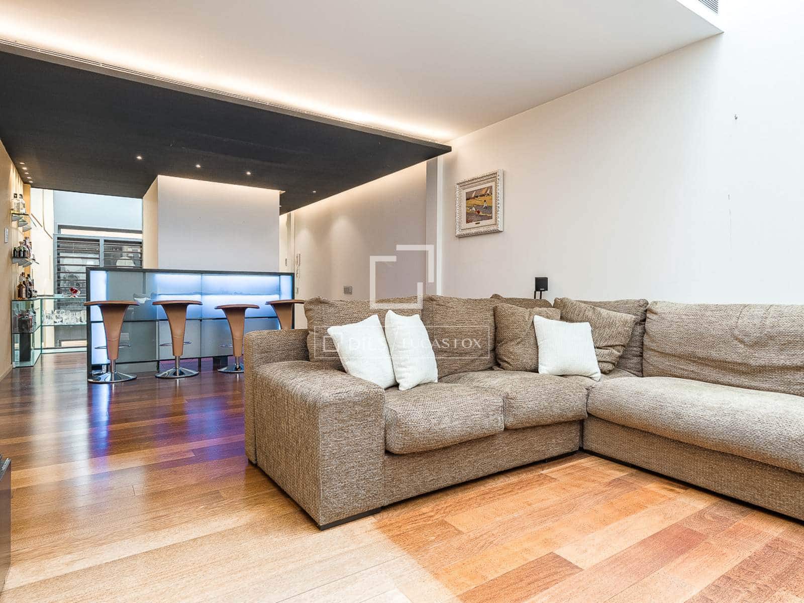 4 bedroom Villa for sale in Barcelona city with pool garage - € 1,300,000 (Ref: 9965782)