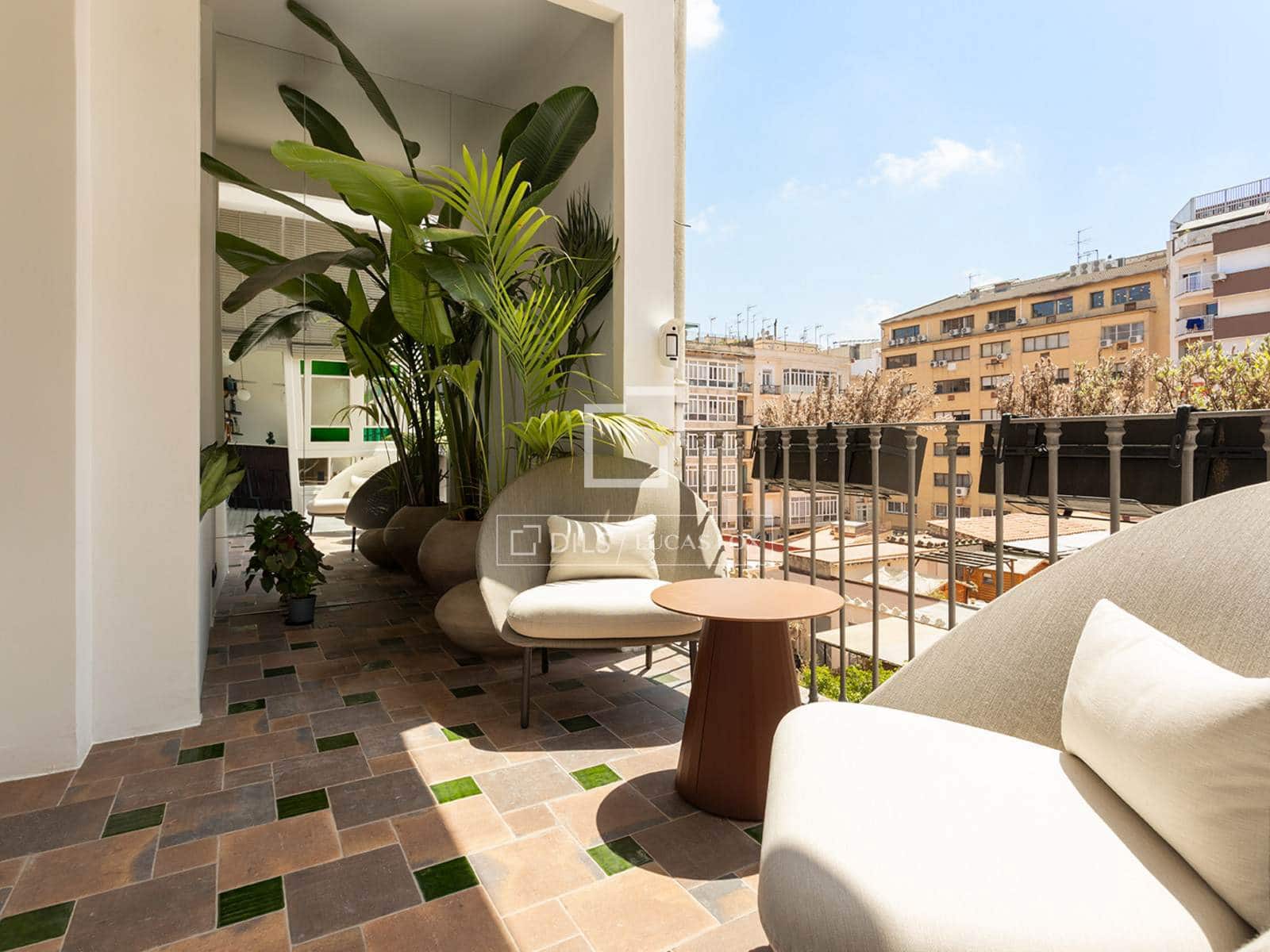 4 soveværelse Lejlighed til salg i Barcelona by med garage - € 2.500.000 (Ref: 9965872)