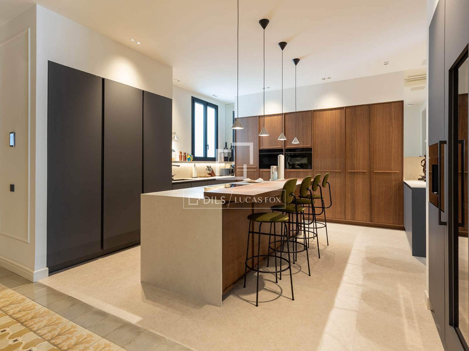 4 soveværelse Lejlighed til salg i Barcelona by med garage - € 2.500.000 (Ref: 9965872)