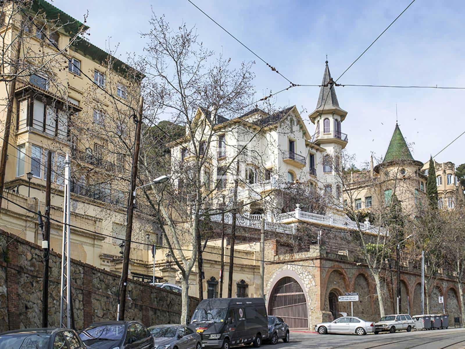 6 bedroom Villa for sale in Barcelona city with pool garage - € 5,980,000 (Ref: 9965873)