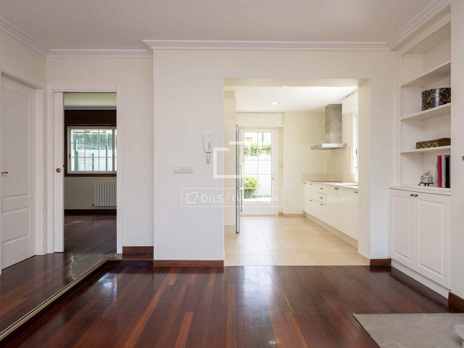6 camera da letto Villa in vendita in Vigo con garage - 950.000 € (Rif: 9966069)