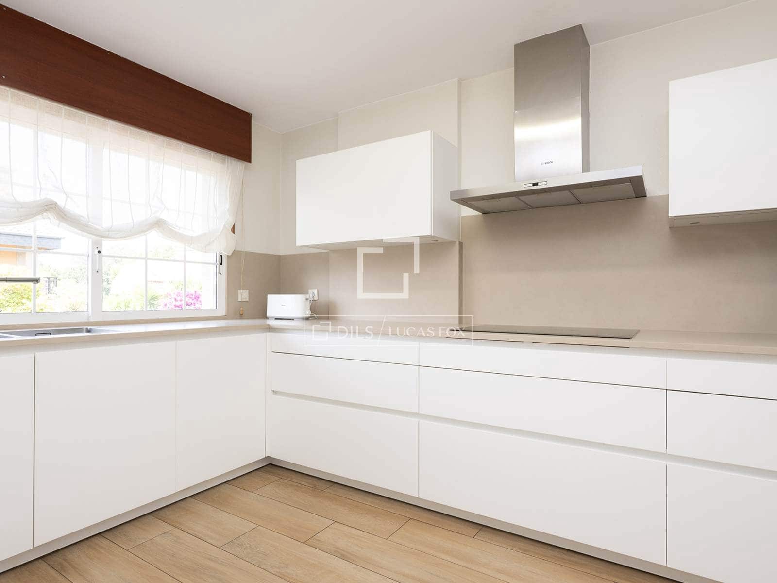 6 camera da letto Villa in vendita in Vigo con garage - 950.000 € (Rif: 9966069)