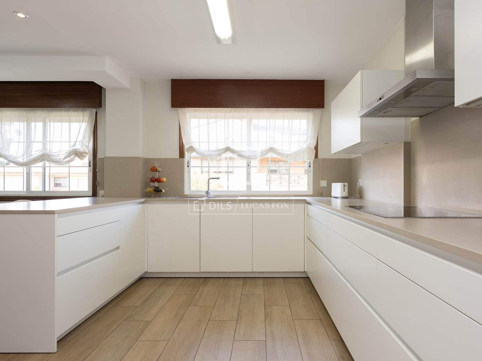 6 camera da letto Villa in vendita in Vigo con garage - 950.000 € (Rif: 9966069)